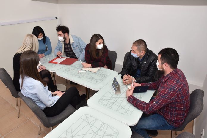 jednake-mogucnosti-za-sve-–-stigla-donacija-udruzenju-psihologa jednake-mogucnosti-za-sve-–-stigla-donacija-udruzenju-psihologa