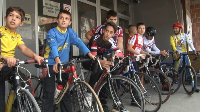 hukic-pred-biciklisticku-sezonu:-najvise-ocekujem-od-poletaraca-i-mladjih-kadeta hukic-pred-biciklisticku-sezonu:-najvise-ocekujem-od-poletaraca-i-mladjih-kadeta