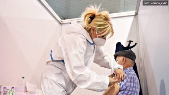 struka-upozorava-–-samo-kombinacija-vakcinacije-i-zastite-mogu-da-zaustave-epidemiju