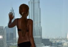 Dubai: Uhapšeni jer su se goli fotografisali na terasi, preti im zatvorska kazna dubai:-uhapseni-jer-su-se-goli-fotografisali-na-terasi,-preti-im-zatvorska-kazna