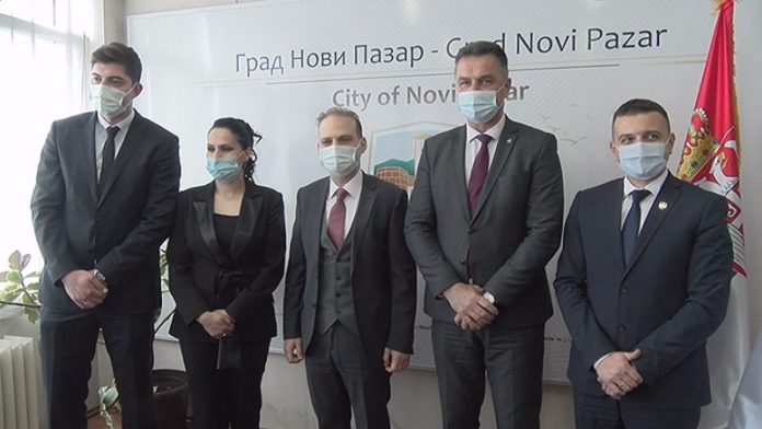 konzul-basol-nakon-sastanka-sa-gradonacelnikom-bisevcem:-dovodjenje-investitora-najvazniji-cilj