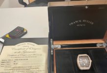 Luksuzan sat u džepu sakoa, pakovanje u prtljagu luksuzan-sat-u-dzepu-sakoa,-pakovanje-u-prtljagu