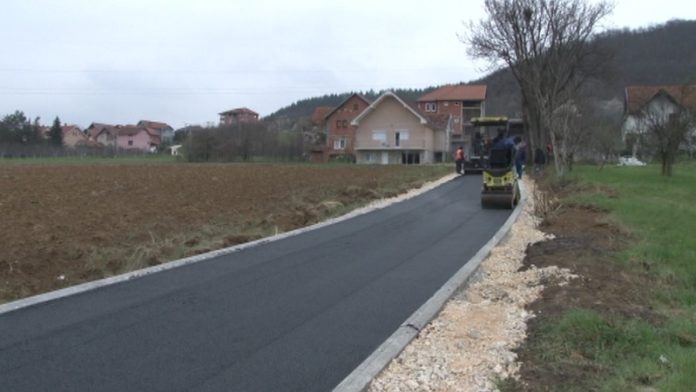 asfaltirana-uzicka-ulica