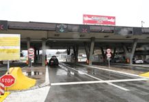 Neprijatno iznenađenje na granici Grčke: Putnicima iz Srbije tražili su još jednu stvar koju niko nije pominjao do sada! neprijatno-iznenadjenje-na-granici-grcke:-putnicima-iz-srbije-trazili-su-jos-jednu-stvar-koju-niko-nije-pominjao-do-sada!