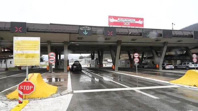 neprijatno-iznenadjenje-na-granici-grcke:-putnicima-iz-srbije-trazili-su-jos-jednu-stvar-koju-niko-nije-pominjao-do-sada!