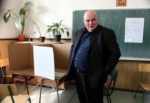 Tužilaštvo u Jagodini pokrenulo slučaj “Palma” zbog navodnog podvođenja žena i devojčica tuzilastvo-u-jagodini-pokrenulo-slucaj-“palma”-zbog-navodnog-podvodjenja-zena-i-devojcica