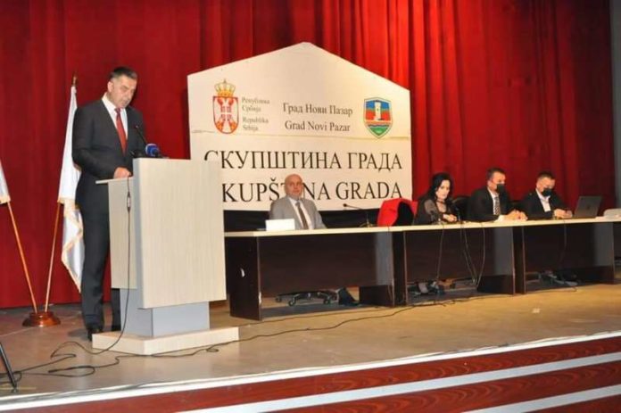 bisevac-cestitao-dan-grada