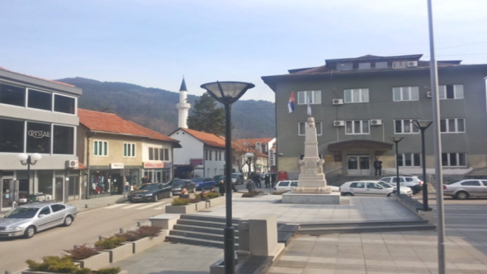 babic-i-santic-cestitali-dan-grada