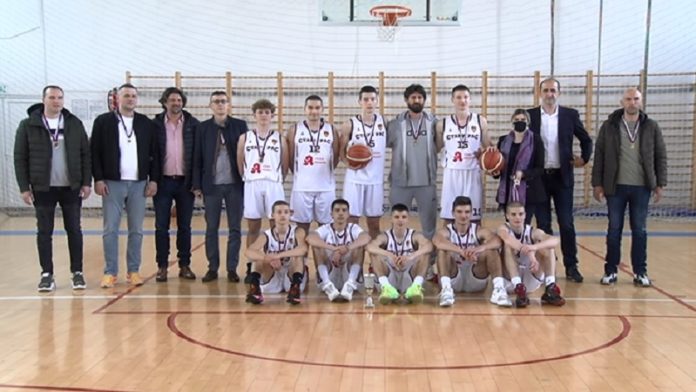 kadeti-starog-rasa-ubedljivo-do-sampionske-titule-u-medjuregionalnoj-ligi-rkscs