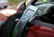 Policajci tražili hodži koji je krenuo u džamiju da se alkotestira policajci-trazili-hodzi-koji-je-krenuo-u-dzamiju-da-se-alkotestira