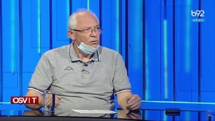 kon-upozorio:-jedini-izlaz-je-masovna-vakcinacija