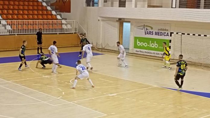 pazar-pobedom-do-polufinala-plej-ofa pazar-pobedom-do-polufinala-plej-ofa