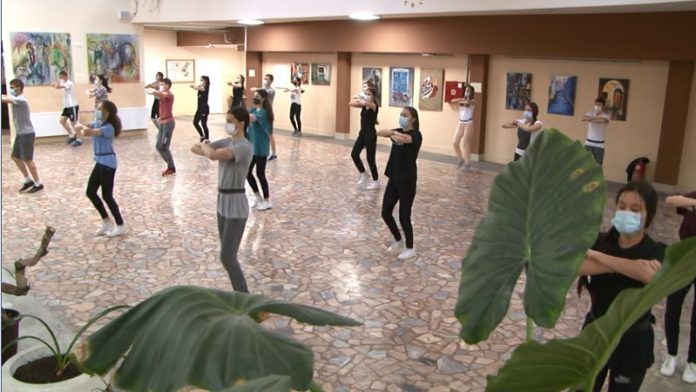 kud-“ras”-novi-pazar-odrzava-probe-i-za-vreme-pandemije