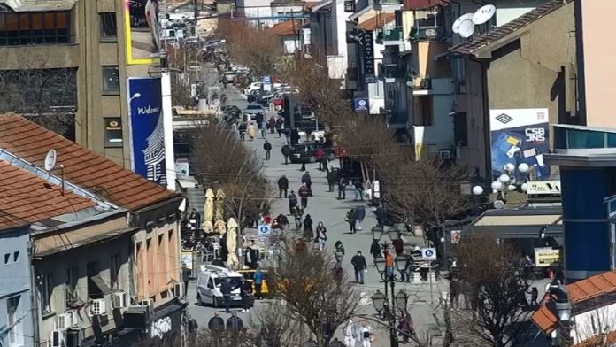 pretezno-suncano-i-toplo pretezno-suncano-i-toplo