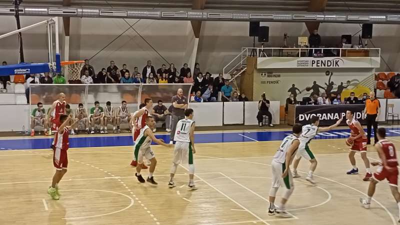 f4-mkl-kss:-pobede-vojvodine-i-zarkova