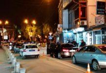 Policijski “levak” u centru Novog Pazara! Proveravaju se svi učesnici saobraćaja policijski-“levak”-u-centru-novog-pazara!-proveravaju-se-svi-ucesnici-saobracaja