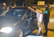 NOVI PAZAR: U lokalu zatečeno više od 100 ljudi! Pronađeno hladno oružje i narkotici novi-pazar:-u-lokalu-zateceno-vise-od-100-ljudi!-pronadjeno-hladno-oruzje-i-narkotici