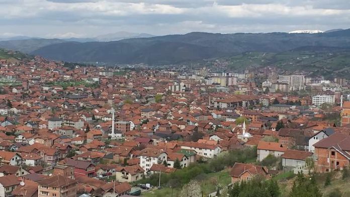 danas-toplo-i-promjenljivo-oblacno-sa-lokalnim-pljuskovima-krajem-dana