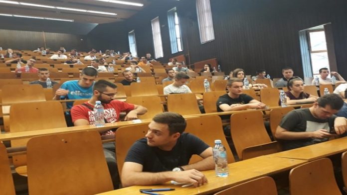 ova-profesija-je-medju-najtrazenijim-u-srbiji:-nakon-zavrsenog-fakulteta-ne-cekaju-dugo-na-posao ova-profesija-je-medju-najtrazenijim-u-srbiji:-nakon-zavrsenog-fakulteta-ne-cekaju-dugo-na-posao