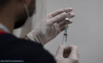 U Crnoj Gori sutra počinje masovna vakcinacija u-crnoj-gori-sutra-pocinje-masovna-vakcinacija