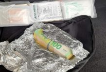 Sprečen šverc mobilnih telefona i 45.000 evra sprecen-sverc-mobilnih-telefona-i-45.000-evra