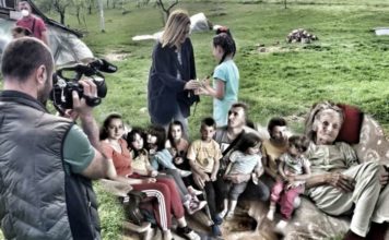 Desetočlanoj porodici Šuman, iz sela Kalafati u opštini Priboj, HITNO je potrebna pomoć desetoclanoj-porodici-suman,-iz-sela-kalafati-u-opstini-priboj,-hitno-je-potrebna-pomoc