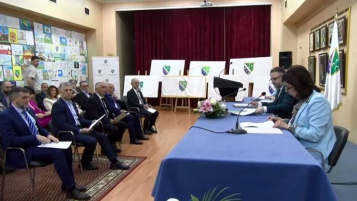 tri-decenije-bnv-i-bosnjacke-nacionalne-zastave tri-decenije-bnv-i-bosnjacke-nacionalne-zastave