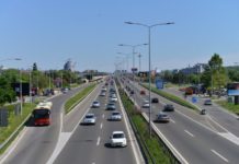 Mediji: Prevrnuo se autobus na auto-putu, šestoro povredjeno mediji:-prevrnuo-se-autobus-na-auto-putu,-sestoro-povredjeno