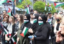 Više hiljada građana Novog Pazara na skupu podrške narodu Palestine (FOTO+VIDEO) vise-hiljada-gradjana-novog-pazara-na-skupu-podrske-narodu-palestine-(foto+video)
