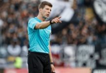 Elvis Prisli u glavnoj ulozi! Propustio da dosudi penal za Pazar u 89. minutu elvis-prisli-u-glavnoj-ulozi!-propustio-da-dosudi-penal-za-pazar-u-89.-minutu