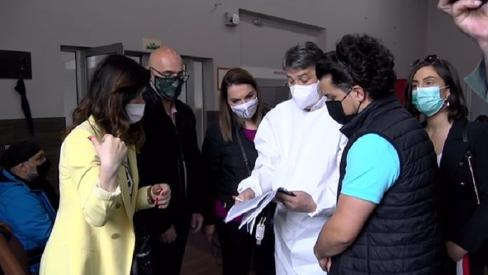 vakcinacija-jos-jedne-grupe-sarajevskih-novinara-u-novom-pazaru vakcinacija-jos-jedne-grupe-sarajevskih-novinara-u-novom-pazaru