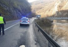 Ribari pronašli telo u jezeru ribari-pronasli-telo-u-jezeru