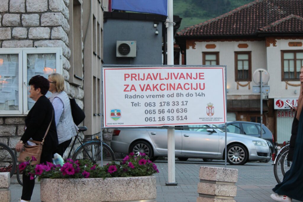 u-srbiji-dato-4804.495-doza-vakcina