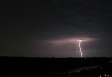 Tužan dan na Pešteri: Udar groma usmrtio dečaka u Žitniću tuzan-dan-na-pesteri:-udar-groma-usmrtio-decaka-u-zitnicu