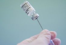 Festivali Srbije pozvali mlade da se sutra vakcinišu u Beogradu festivali-srbije-pozvali-mlade-da-se-sutra-vakcinisu-u-beogradu