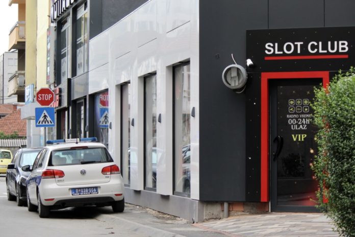 radom-na-crno-zaradio-preko-milion-evra!-policija-traga-za-vlasnikom-nelegalnih-kladionica radom-na-crno-zaradio-preko-milion-evra!-policija-traga-za-vlasnikom-nelegalnih-kladionica