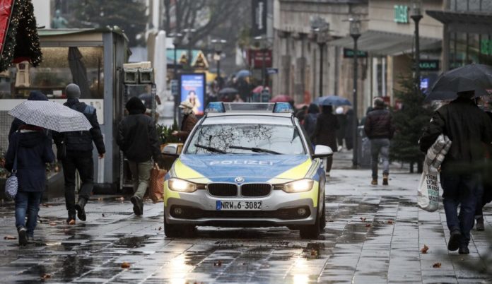 tragedija-na-bausteli-u-nemackoj!-nakon-pada-dizalice-nastradao-sjenicak-(30) tragedija-na-bausteli-u-nemackoj!-nakon-pada-dizalice-nastradao-sjenicak-(30)