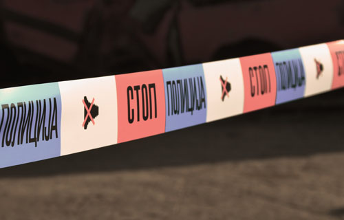 uzas!-utopio-se-decak-u-bazenu,-gurnuo-ga-osmogodisnjak uzas!-utopio-se-decak-u-bazenu,-gurnuo-ga-osmogodisnjak