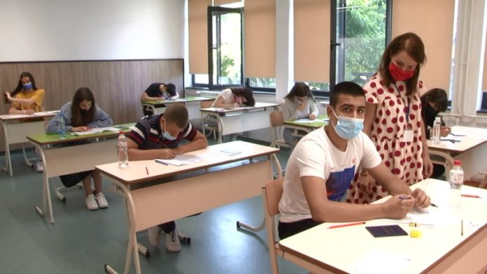 testom-iz-maternjeg-jezika-pocelo-polaganje-male-mature