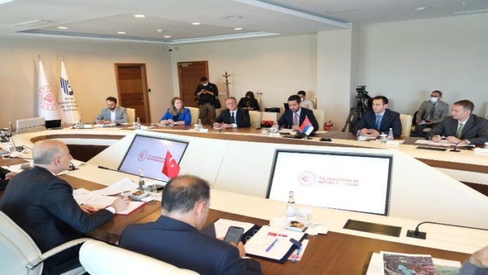 ekskluzivno:-buhic-i-turski-ministar-gradjevine-o-izgradnji-puteva-u-sandzaku