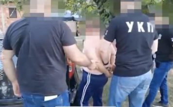 Pogledajte kako policija hapsi pedofile širom Srbije (VIDEO) pogledajte-kako-policija-hapsi-pedofile-sirom-srbije-(video)