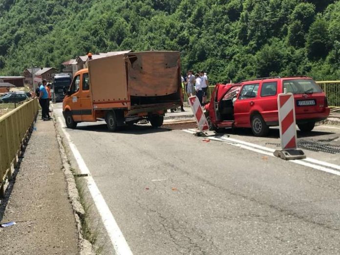 dve-osobe-povredjene-u-udesu-kod-krusevackog-mosta dve-osobe-povredjene-u-udesu-kod-krusevackog-mosta