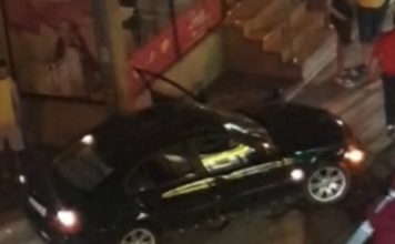 Saobraćajna nezgoda u strogom centru Novog Pazara (VIDEO) saobracajna-nezgoda-u-strogom-centru-novog-pazara-(video)