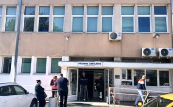 Doktor iz Novog Pazara osuđen na godinu i osam meseci ZATVORA zbog primanja MITA doktor-iz-novog-pazara-osudjen-na-godinu-i-osam-meseci-zatvora-zbog-primanja-mita