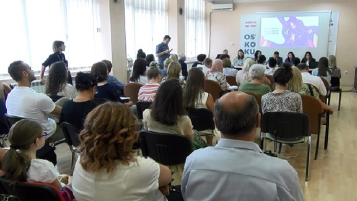 projekat-“podsticajno-roditeljstvo-kroz-igru” projekat-“podsticajno-roditeljstvo-kroz-igru”