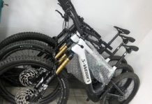 Carinici sprečili krijumčarenje električnih bicikala vrednosti 7.000.000 dinara carinici-sprecili-krijumcarenje-elektricnih-bicikala-vrednosti-7000.000-dinara