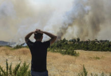 Buknuo požar iznad hotela u turskom letovalištu Bodrum, u kome su smešteni turisti iz BiH i Srbije buknuo-pozar-iznad-hotela-u-turskom-letovalistu-bodrum,-u-kome-su-smesteni-turisti-iz-bih-i-srbije