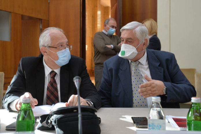 prati-se-porast-aktivnosti-virusa!-u-srbiji-dominira-britanski-soj prati-se-porast-aktivnosti-virusa!-u-srbiji-dominira-britanski-soj