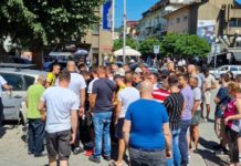 NOVI PAZAR: Nezapamćeno interesovanje za meč sa Partizanom! Formirani redovi na oba prodajna mesta novi-pazar:-nezapamceno-interesovanje-za-mec-sa-partizanom!-formirani-redovi-na-oba-prodajna-mesta