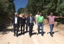 Asfaltiran deo putnog pravca Vranovina-Polokce-Šaronje koji je obećao predsednik Vučić prilikom nedavne posete Deževi asfaltiran-deo-putnog-pravca-vranovina-polokce-saronje-koji-je-obecao-predsednik-vucic-prilikom-nedavne-posete-dezevi